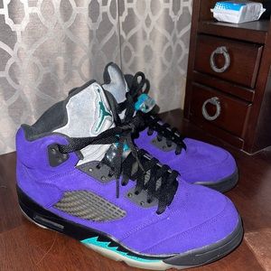 Jordan retro 5 ( grape )